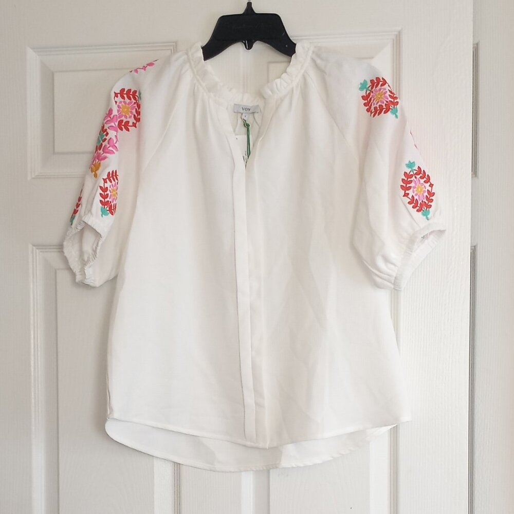 Voy White Multicolor Embroidered Reglan Sleeve V-Neck Top Blouse